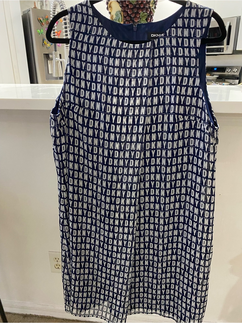 DKNY Navy and White Logo Print Sleeveless Shift Dress